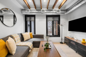 Trendy Parkdale 1-Bedroom Getaway w Free Parking